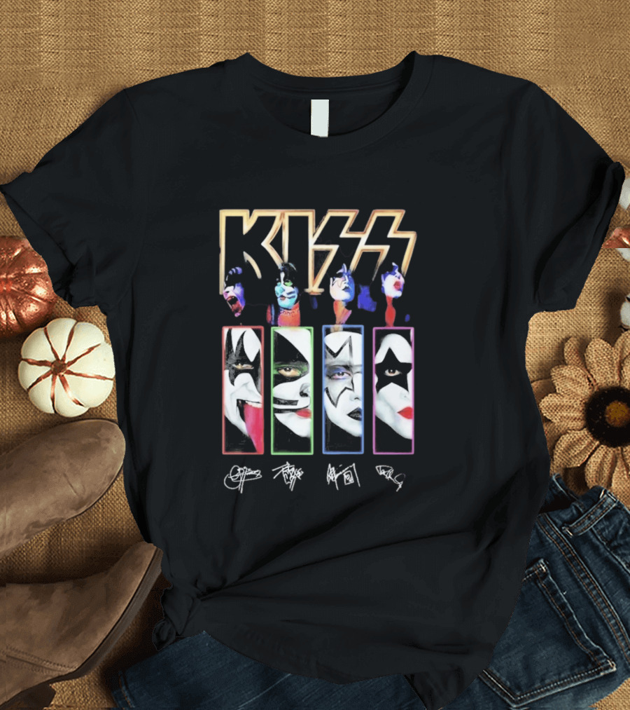 KISS Band Members Faces And Autographs Signature T-Shirt