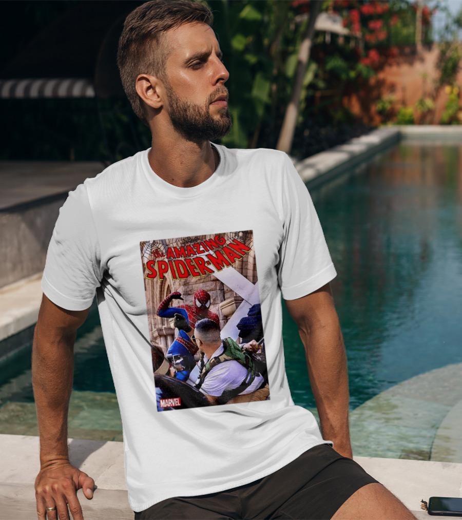 The Amazing Spider Man Marvel Comic Scene T-Shirt
