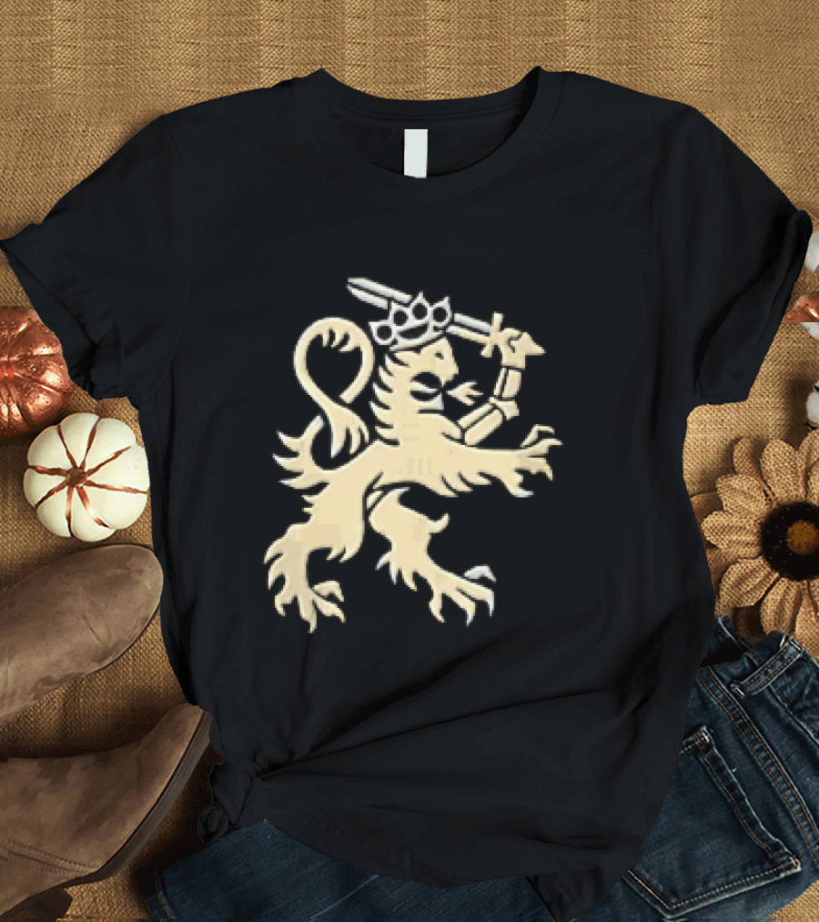 Heraldic Gold Rampant Lion With Crown Sword And Brass Knuckles T-Shirt