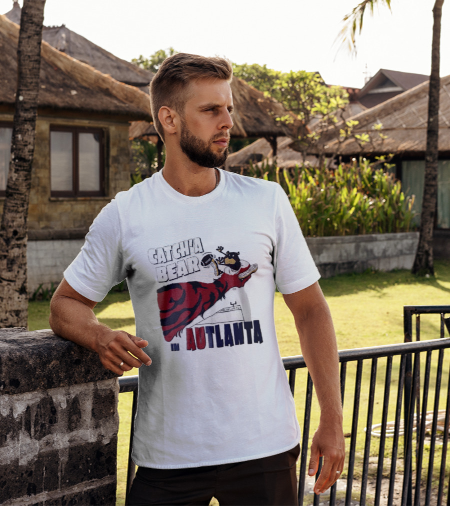 Catch A Bear Auburn Tigers Autlanta Football Cartoon T-Shirt