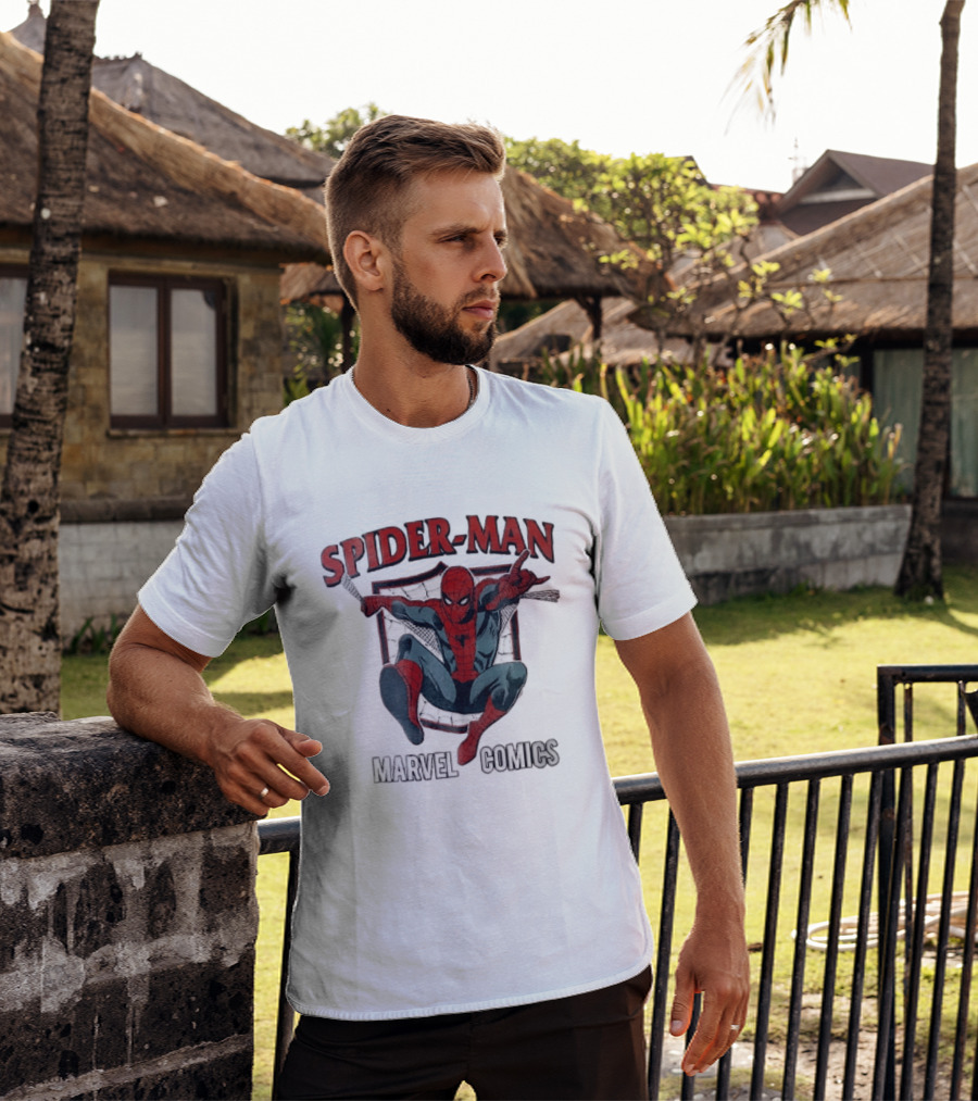 Spider Man Marvel Comics Crouching Web Shield Pose T-Shirt