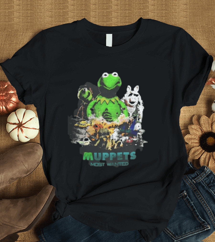 Muppets Most Wanted Kermit Frog Miss Piggy Explosion Helicopter Collage T-Shirt