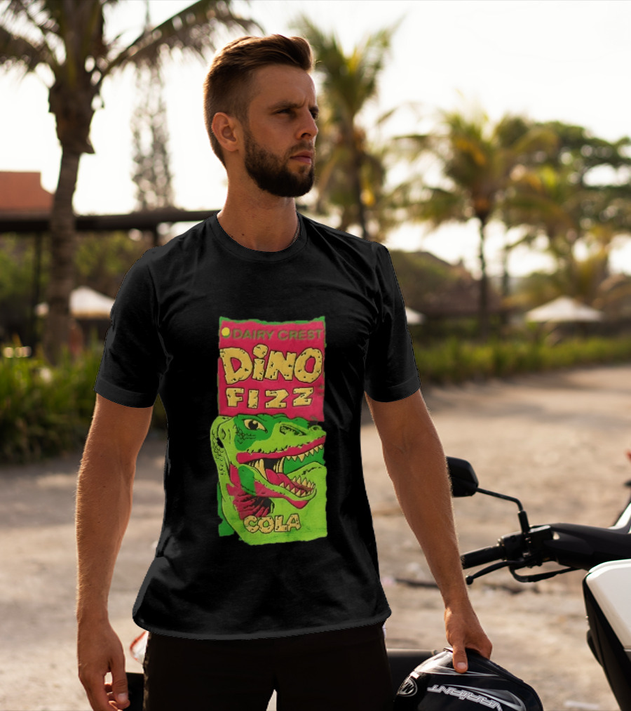 Dairy Crest Dino Fizz Cola Green Dinosaur Open Mouth Red T-Shirt
