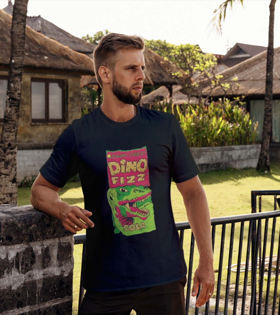 Dairy Crest Dino Fizz Cola Green Dinosaur Open Mouth Red T-Shirt
