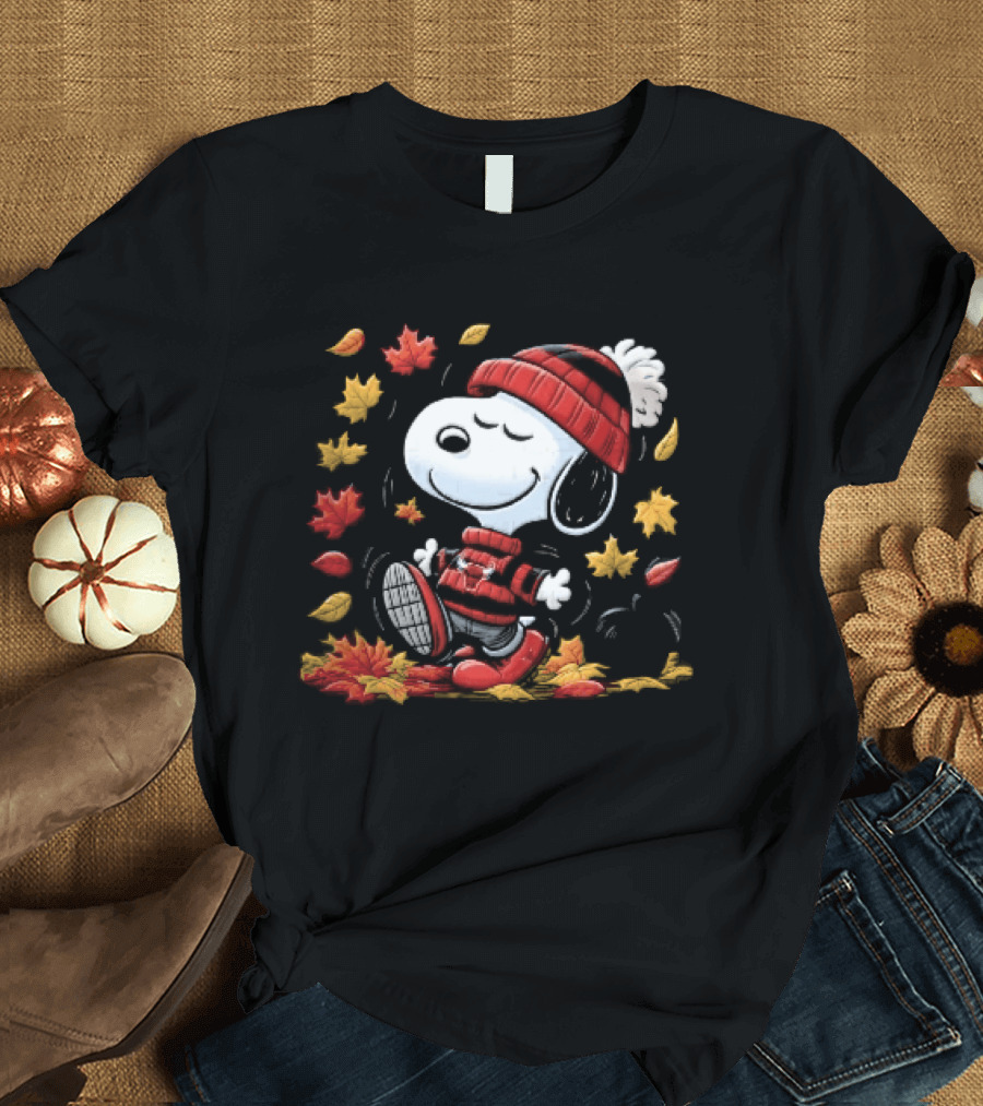 Chicago Bulls NBA Snoopy Dancing Autumn Leaves Pumpkin Cartoon T-Shirt