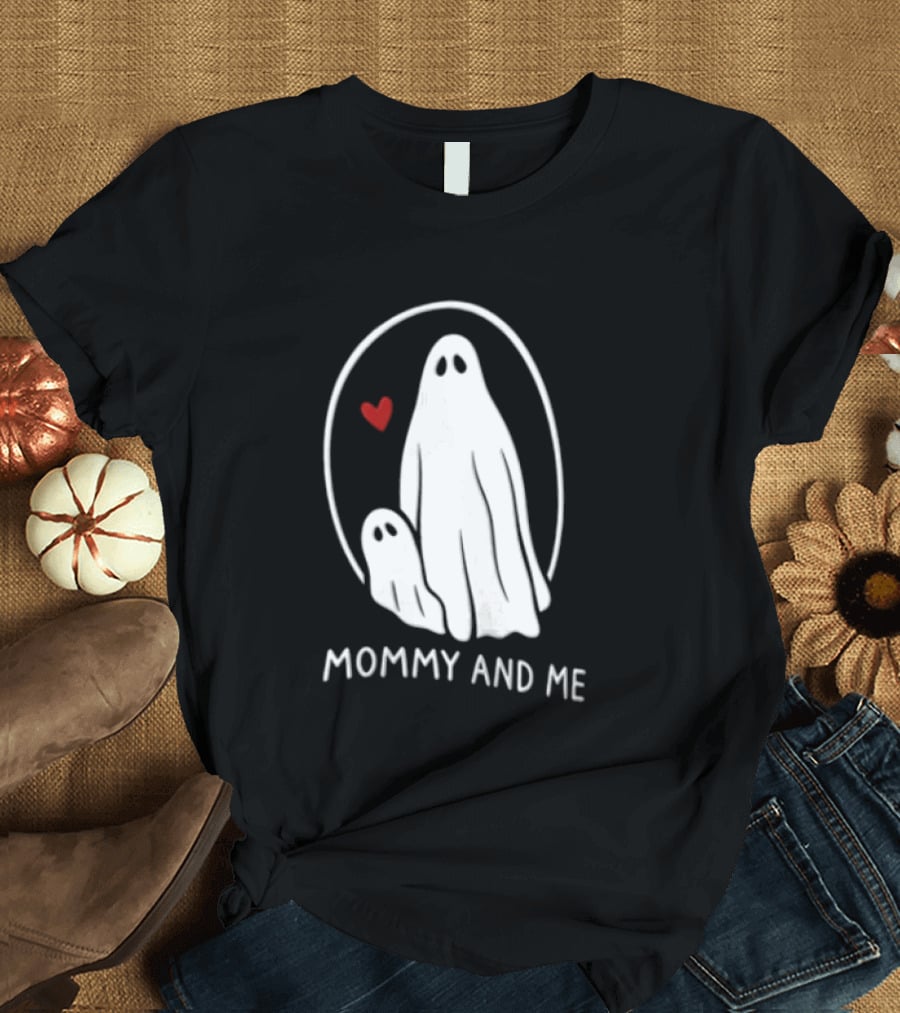 Mommy And Me Ghosts Heart Halloween Matching T-Shirt