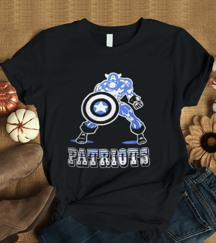 Patriots Stars And Stripes Captain Crouch Holding Shield T-Shirt