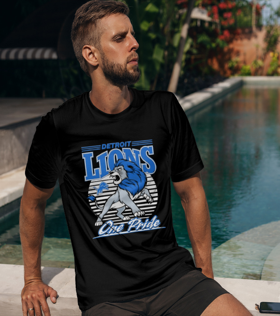 Detroit Lions One Pride Roaring Lion Fan T-Shirt
