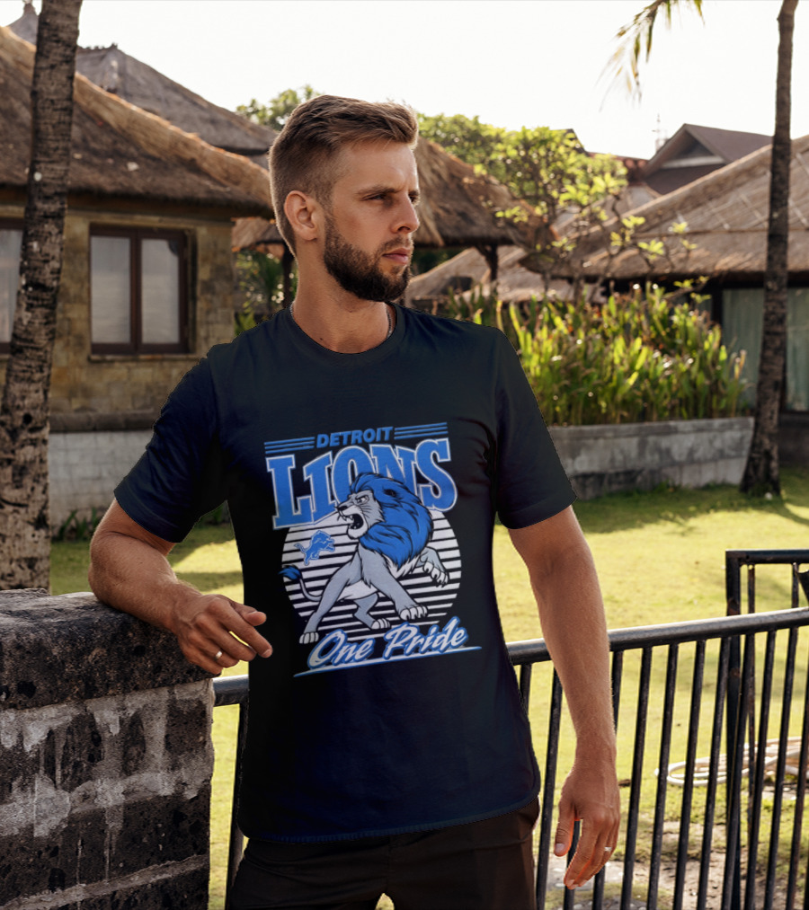 Detroit Lions One Pride Roaring Lion Fan T-Shirt