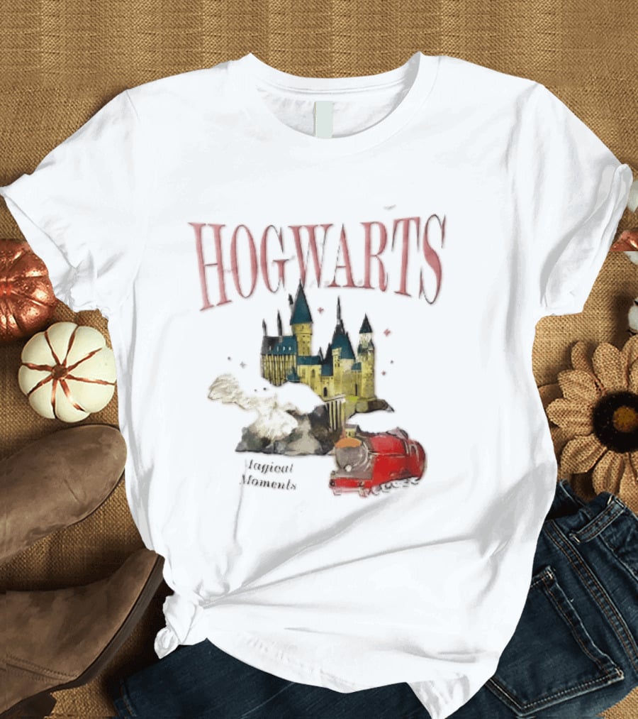 Hogwarts Castle Red Express Steam Train Magical Moments Hedwig Snowy Owl Watercolor T-Shirt