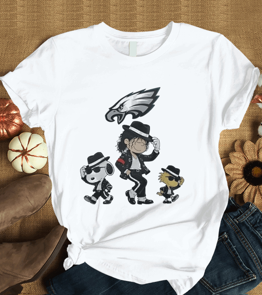 Philadelphia Eagles Snoopy Charlie Brown Woodstock Pop Rock Dancing T-Shirt