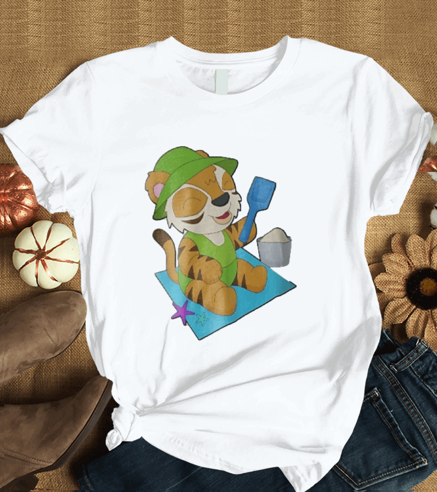 Playful Tiger Beach Sand Adventure Summer Scene T-Shirt