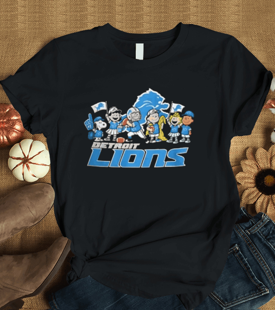 Detroit Lions Noel Peanuts Characters Christmas Football Celebration T-Shirt