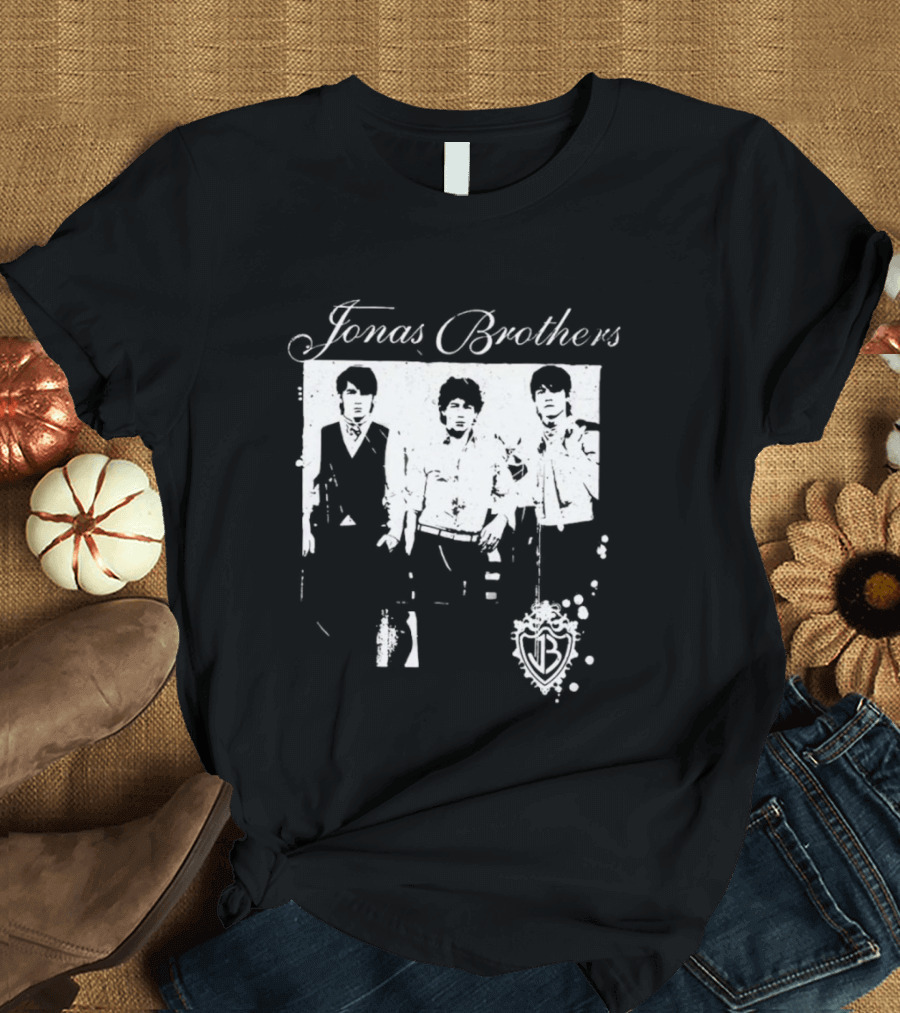 Jonas Brothers Tour Music Iconic Band Concert Memorabilia T-Shirt