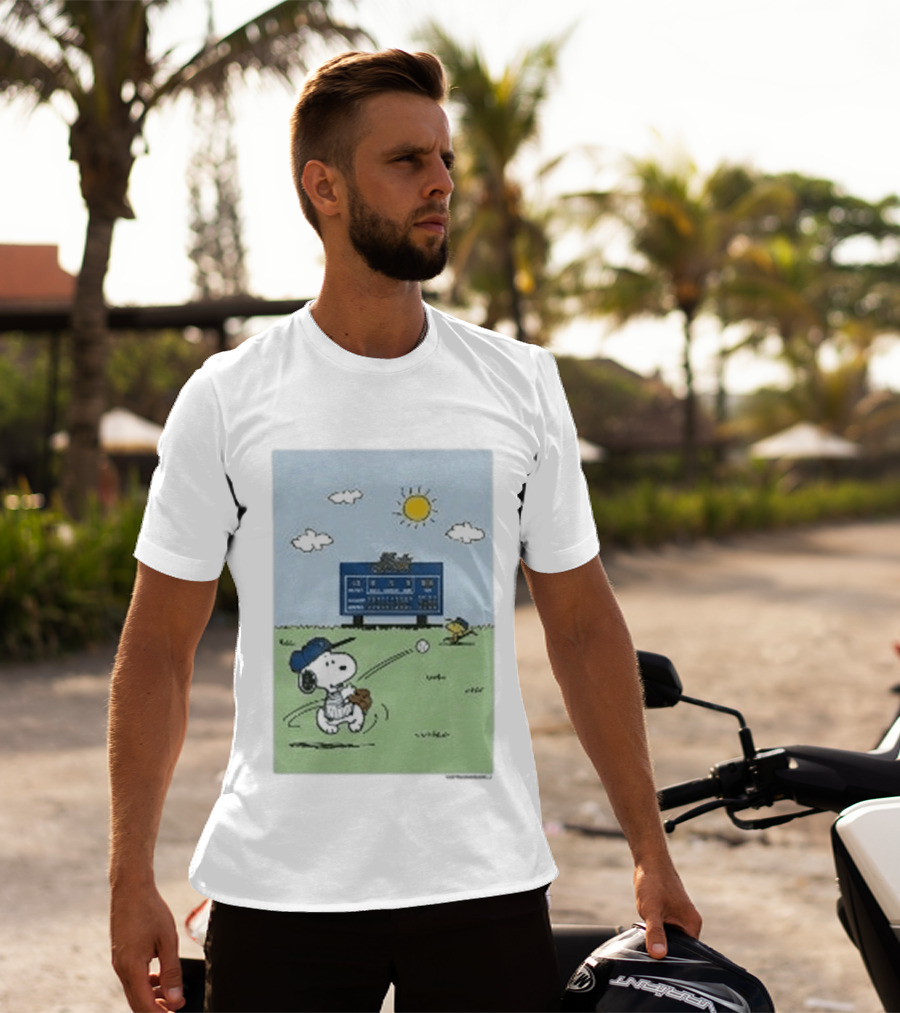 New York Mets Snoopy Peanuts Baseball Collaboration T-Shirt