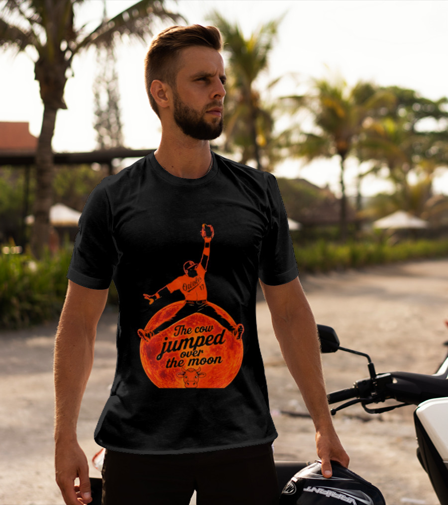Colton Cowser The Cow Jumped Over The Moon Baseball Catcher T-Shirt