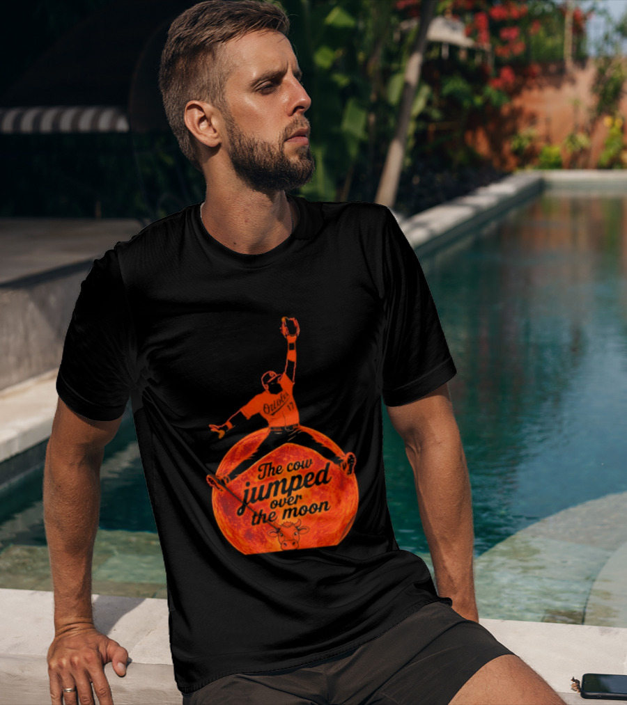 Colton Cowser The Cow Jumped Over The Moon Baseball Catcher T-Shirt