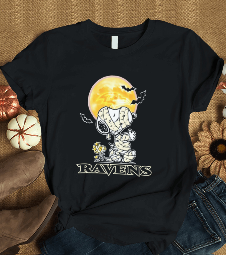 Ravens Halloween Snoopy Woodstock Mummy Festive 2026 T-Shirt