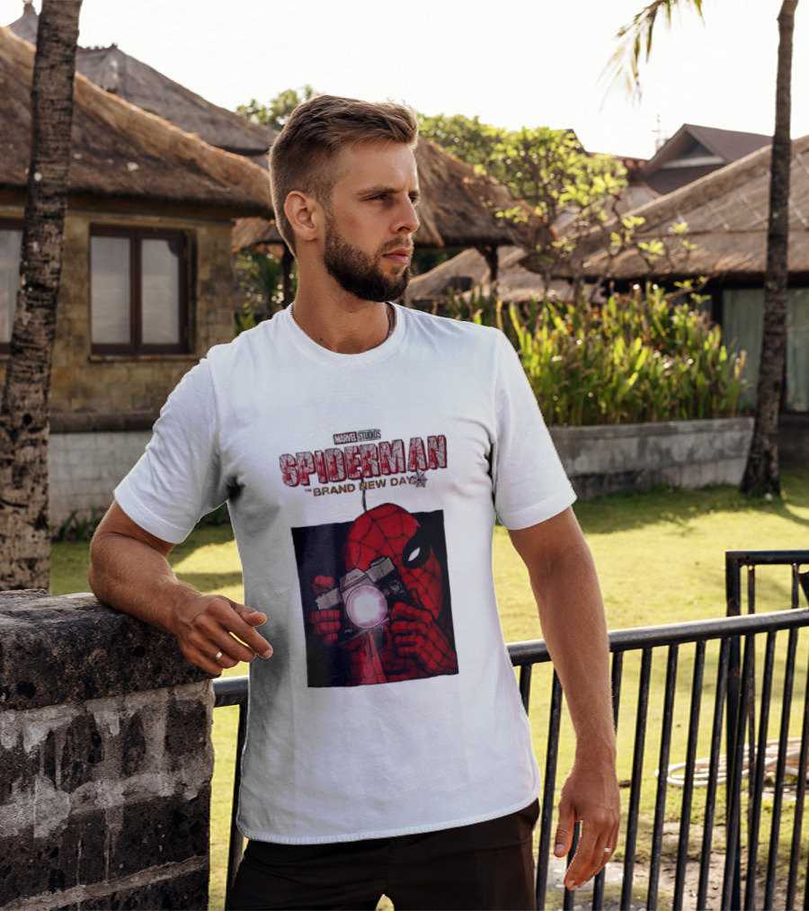 Marvel Studios Spiderman The Brand New Day Masked Hero Camera Flash T-Shirt