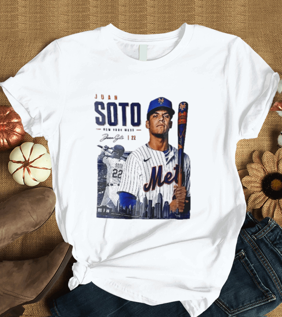 Juan Soto New York Mets MLB 22 Player Batting Skyline Collage T-Shirt