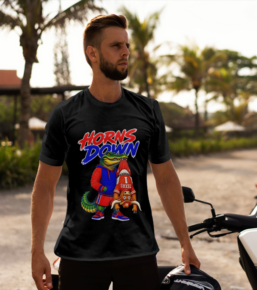 Horns Down Florida Gators Holding Texas Longhorns T-Shirt
