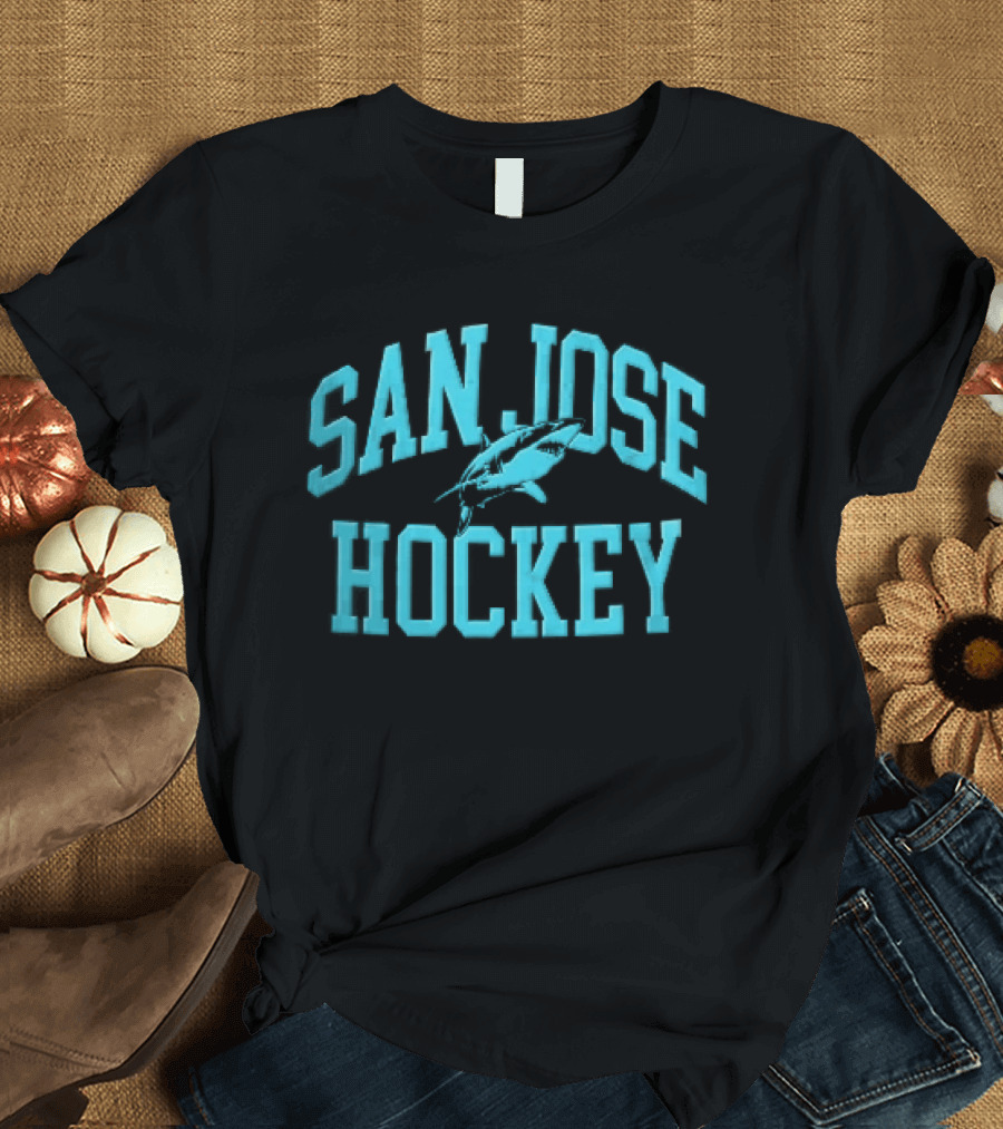 San Jose Hockey Great White Shark Arched Teal Halftone T-Shirt