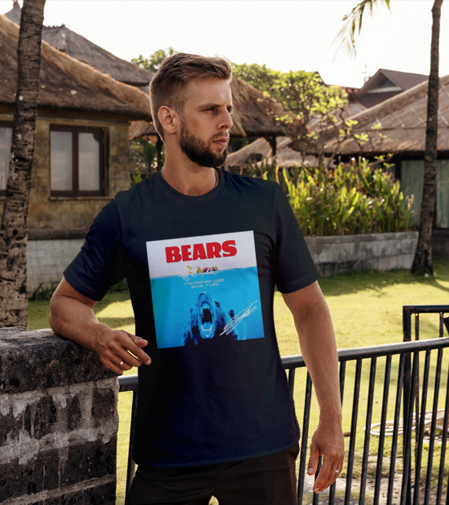 BEARS Caleb Williams Green Bay Packers Player Swimming Bear If You Forgot What Terror Was Like It's Back Chicago Bears T-Shirt