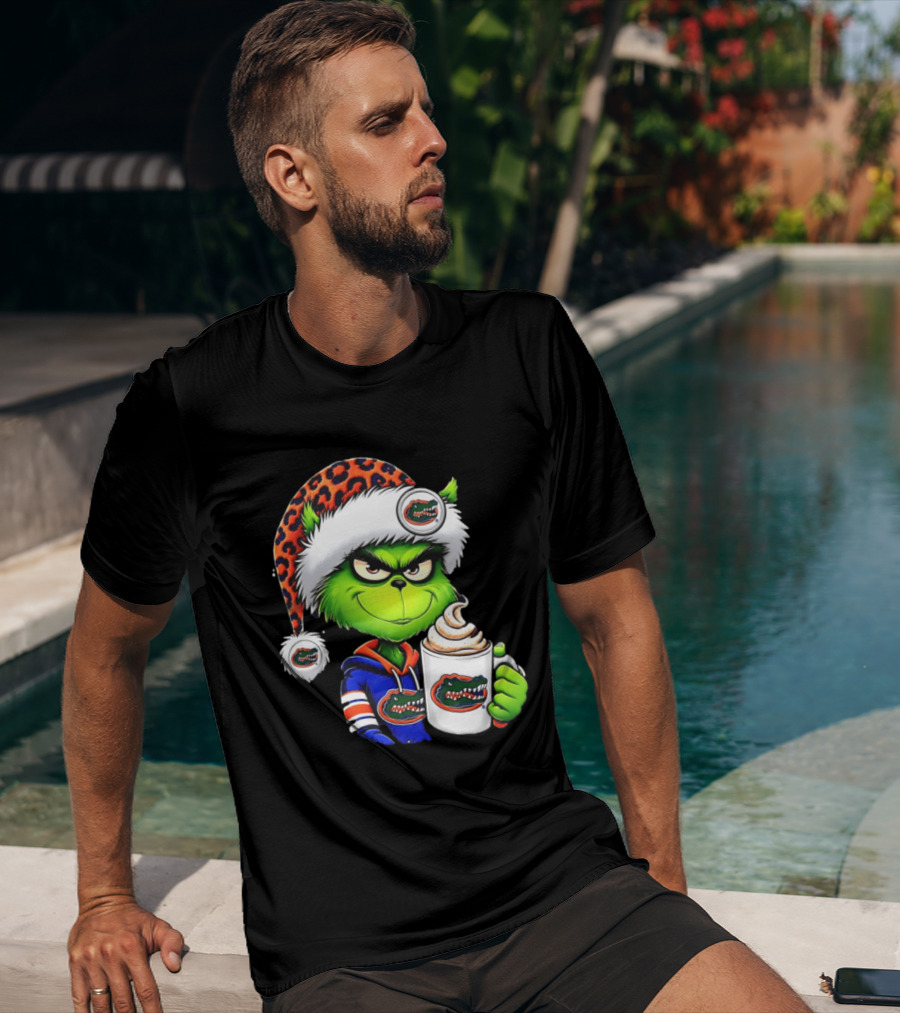 Holiday 2026 Grinch In Florida Gators With Festive And Santa Hat T-Shirt