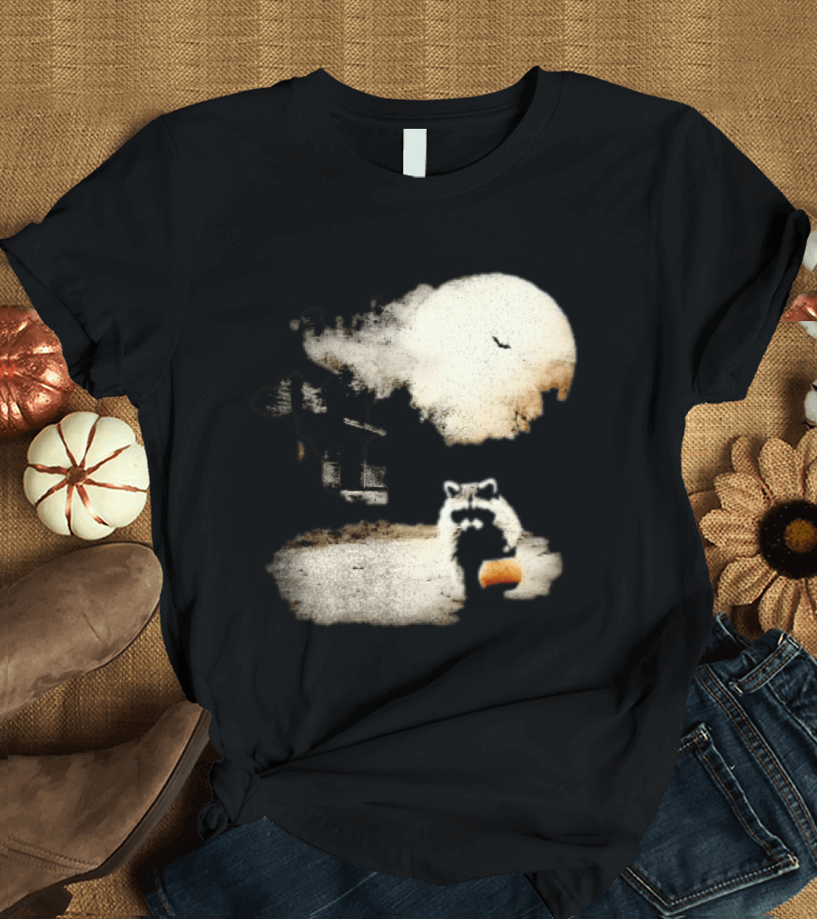 Halloween Spooky Pumpkin Raccoon Full Moon Scene T-Shirt