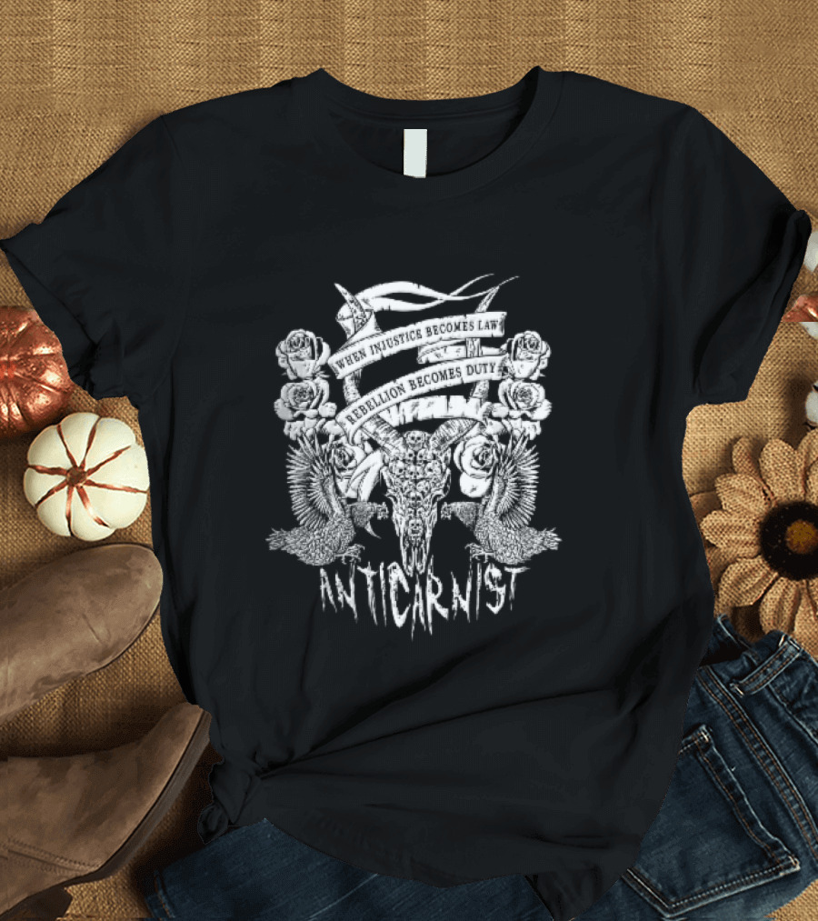 Anticarnist Horned Skull Injustice Rebellion Duty Human Skulls Chickens T-Shirt