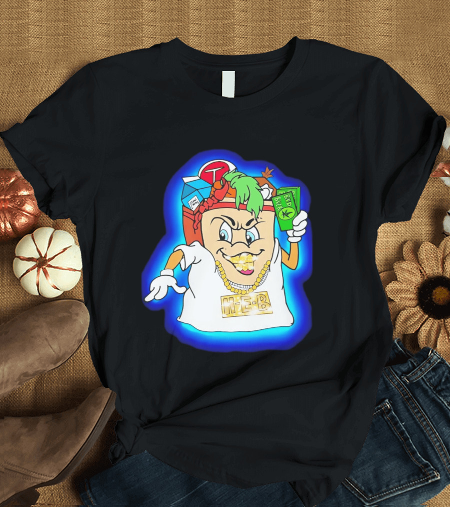 H E Buddy Bud Bucks Character Holding Bud Buck Bills And Wearing Gold Chain With Bling H E B T-Shirt