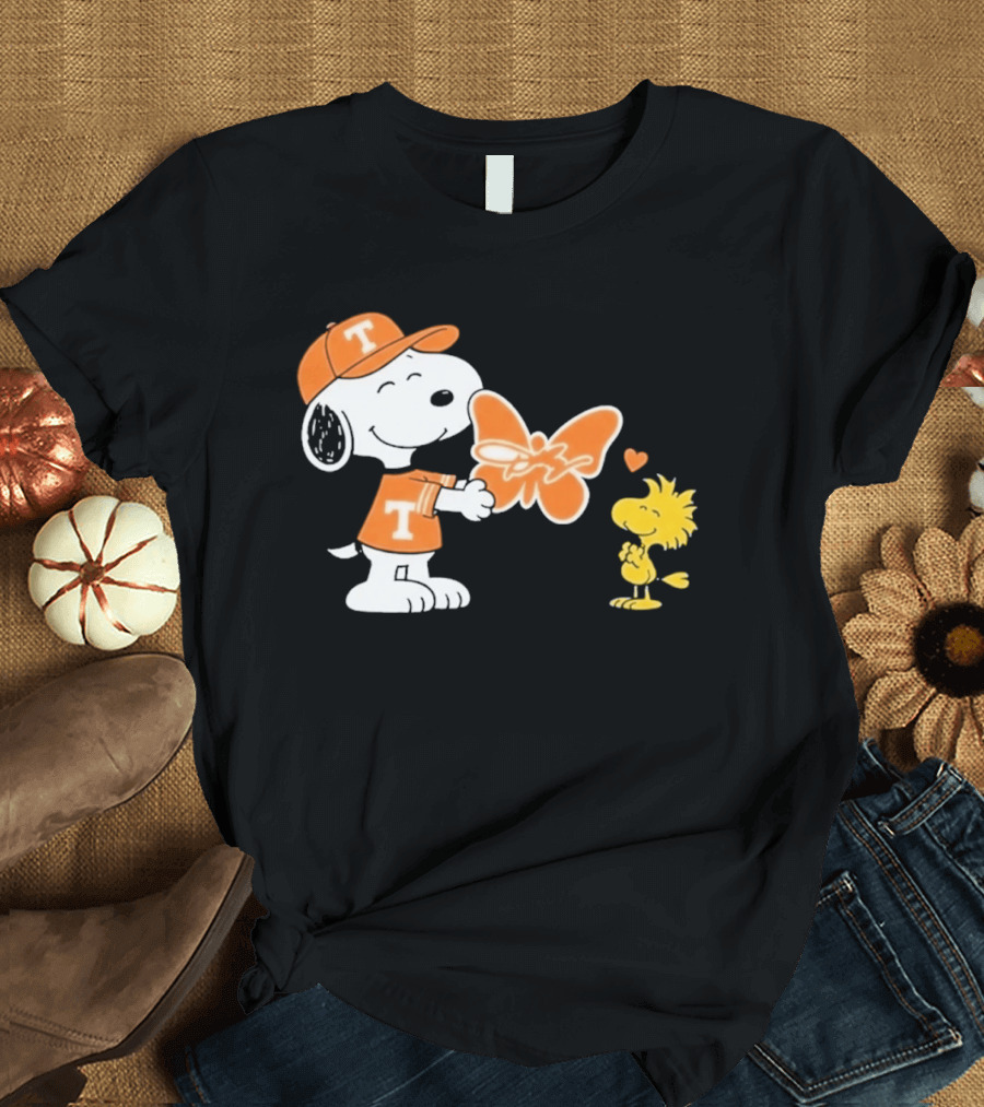 Snoopy Woodstock Tennessee Volunteers Orange Heart Butterfly T-Shirt