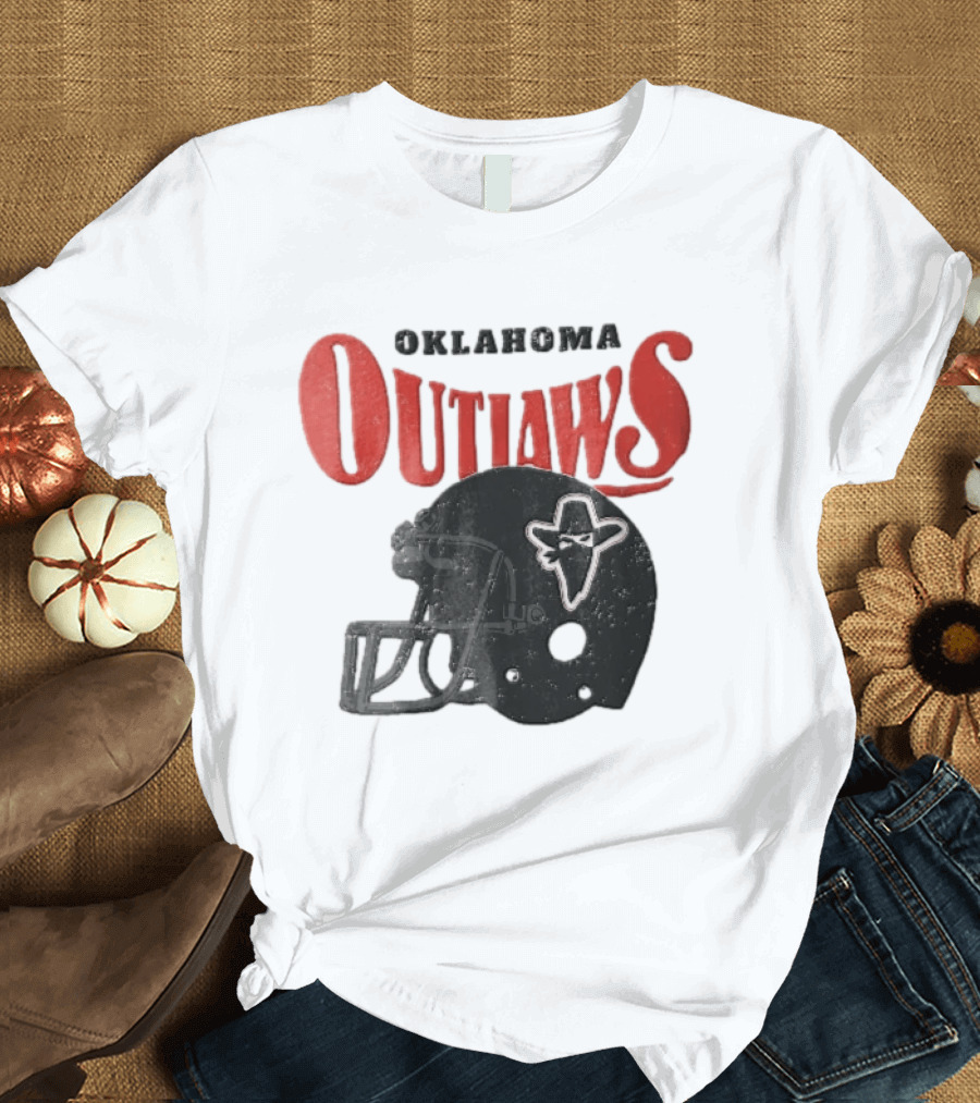 Oklahoma Outlaws Distressed Black Helmet Masked Bandit 2025 T-Shirt