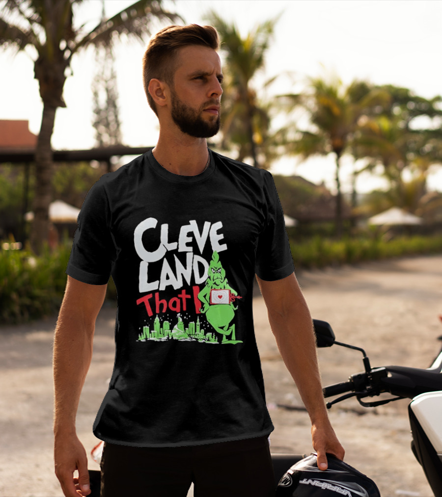 Cleveland That I Grinch Holiday Skyline Sweater T-Shirt