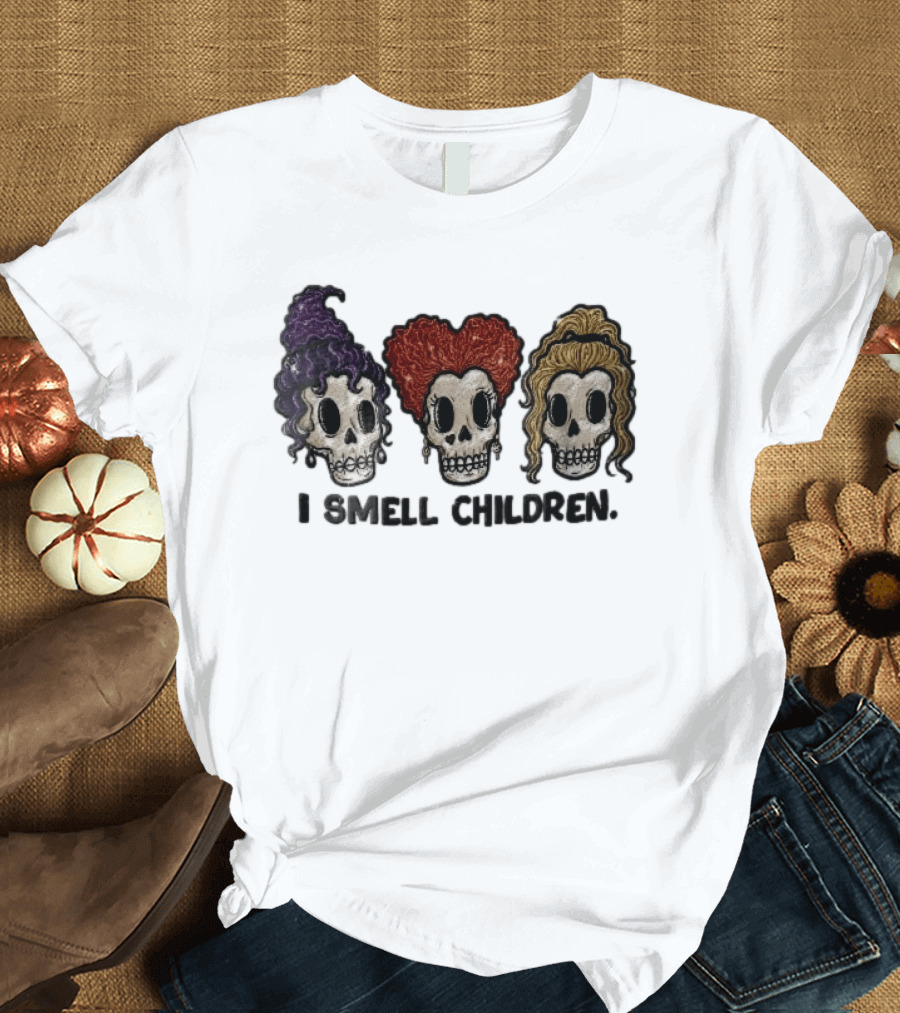 I Smell Children Witch Skulls Sparkle Embroidery Halloween T-Shirt