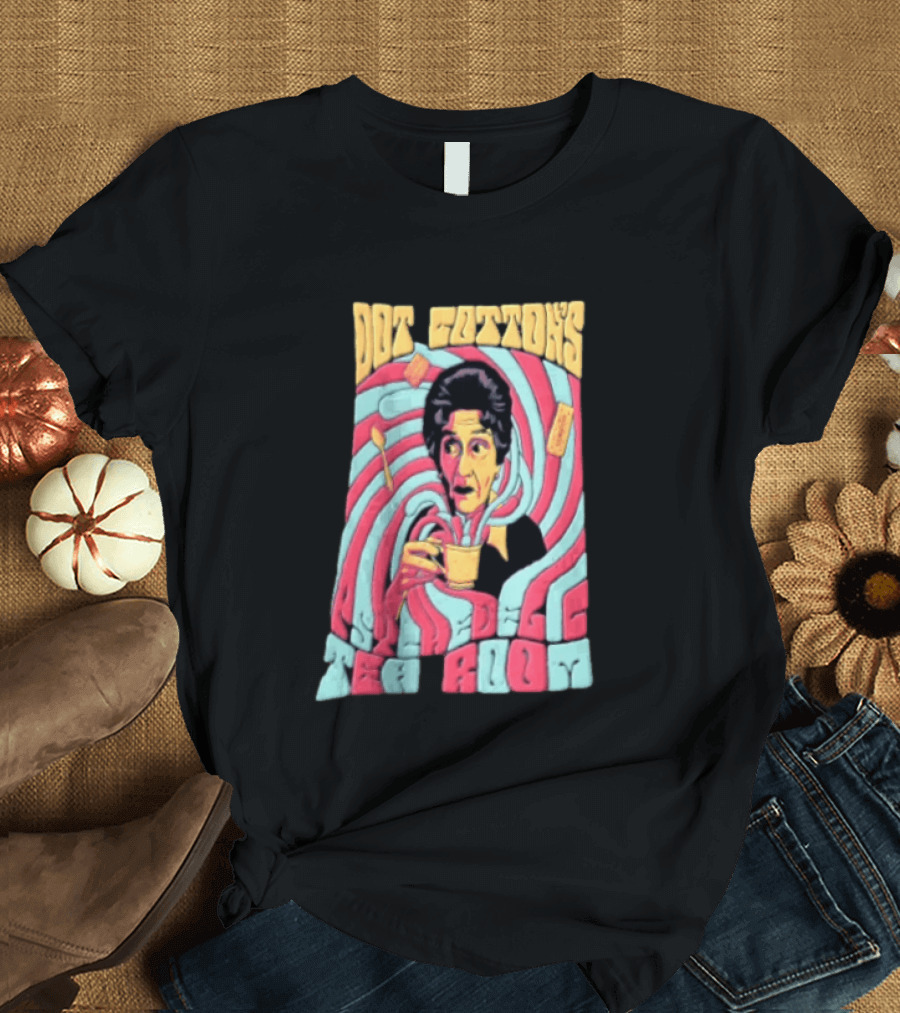 Dot Cotton's Psychedelic Tea Room Eastenders Retro Swirl T-Shirt