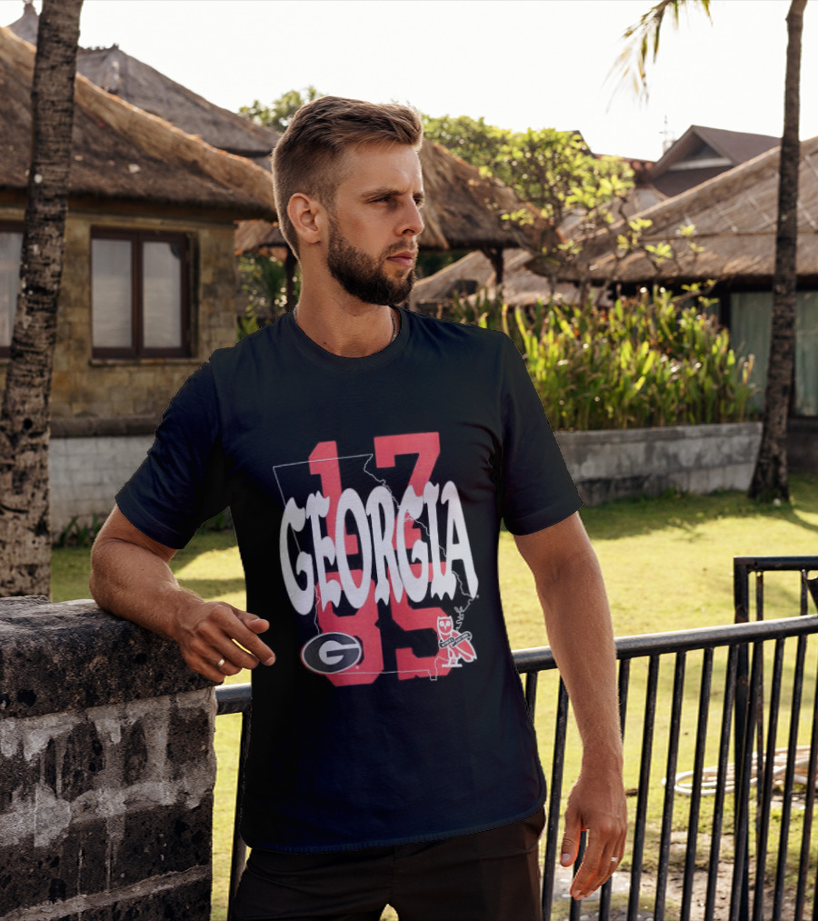 Georgia Bulldogs 13 Campus Store Ovo Black T-Shirt