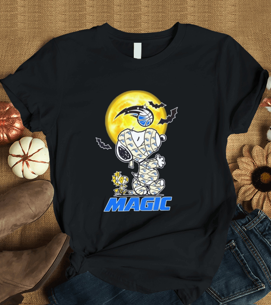 Orlando Magic Snoopy Woodstock Halloween Mummy Cosplay With Moon And Bats T-Shirt