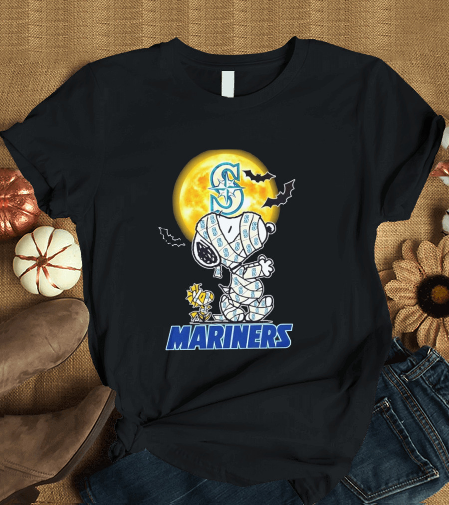 Seattle Mariners Snoopy Woodstock Halloween Mummy Cosplay Full Moon Bats T-Shirt