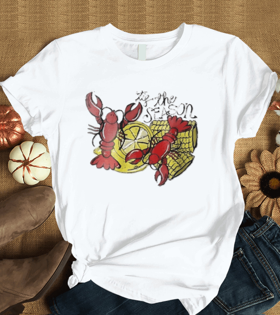 Tis The Season Distressed Cartoon Crawfish Lemon Corn Cob Fun T-Shirt