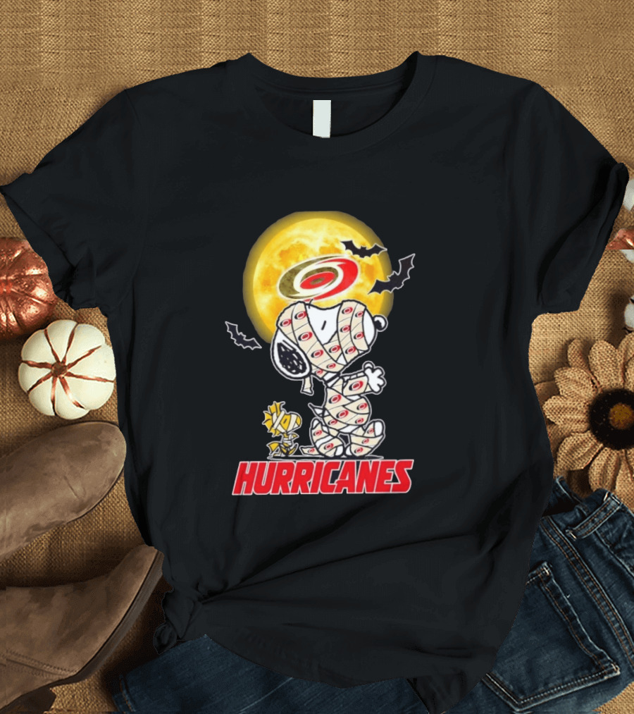 Carolina Hurricanes Snoopy Woodstock Mummy Halloween Moon Bats T-Shirt