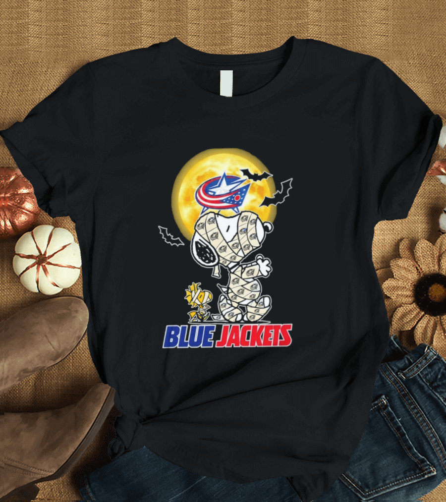 Columbus Blue Jackets Snoopy Woodstock Mummy Halloween Moon T-Shirt