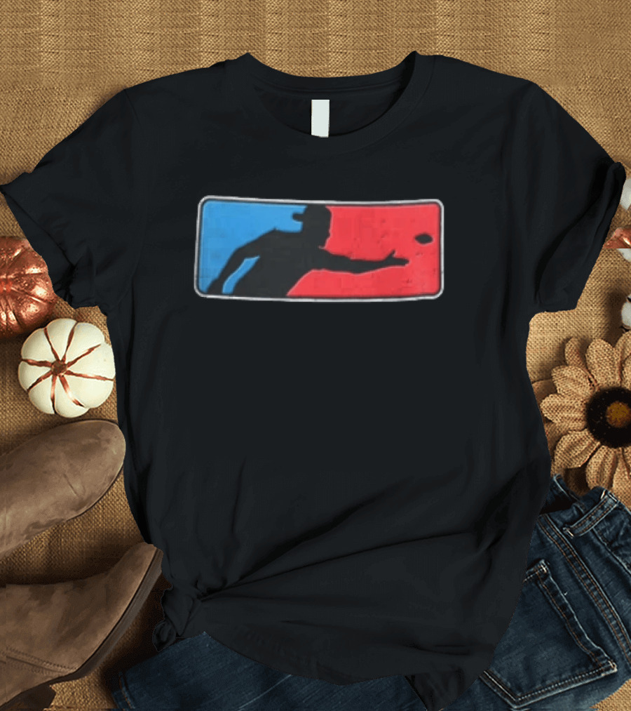 Distressed Red Blue Disc Golf Throwing Silhouette Sports Ultimate T-Shirt