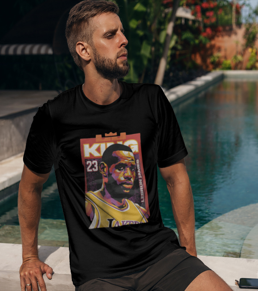 Los Angeles Lakers King 23 LeBron James NBA Pop Vector T-Shirt
