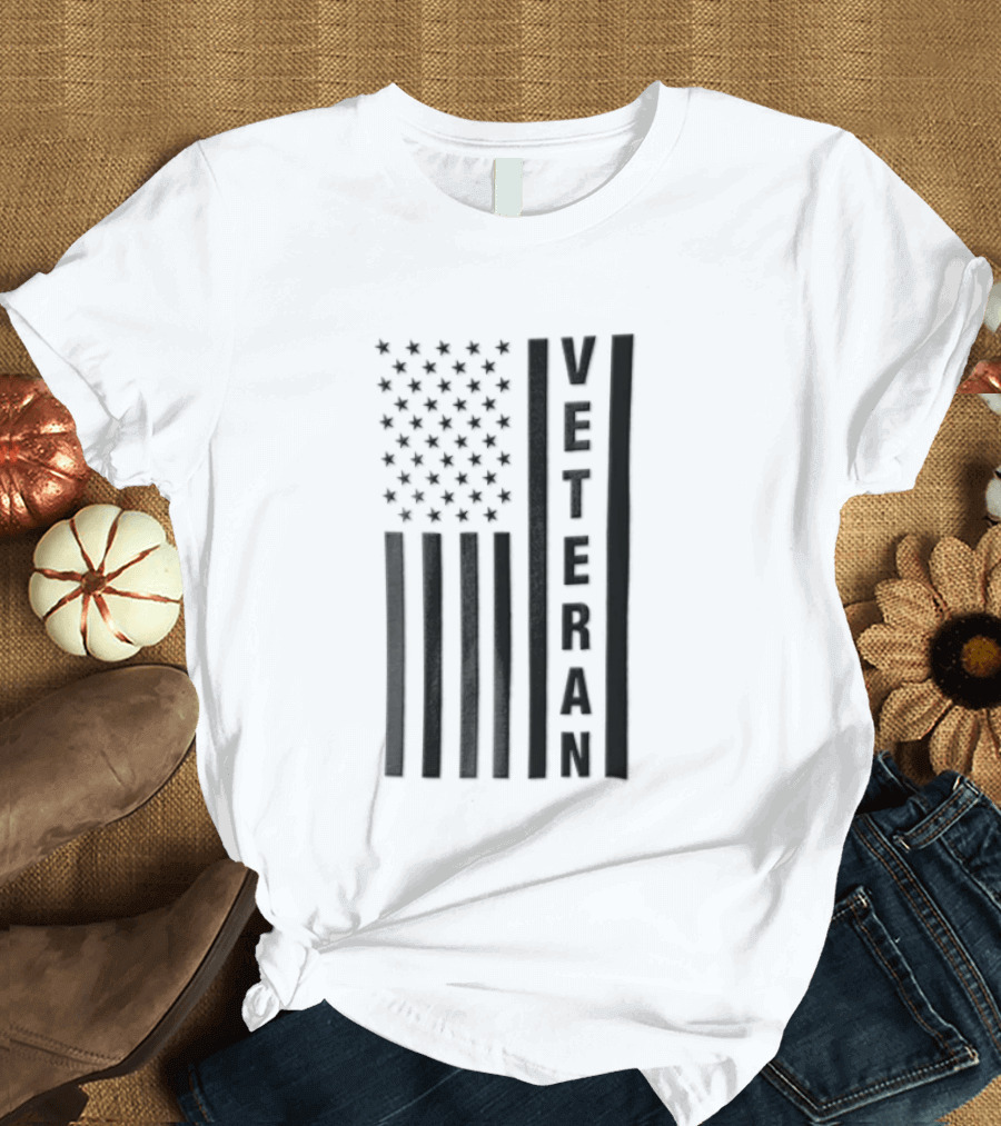 Veteran Vertical Monochrome US Flag Black Stars Stripes T-Shirt