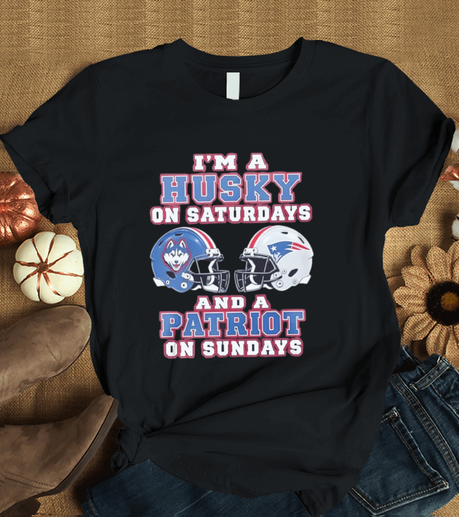 I'm A Husky On Saturdays And A Patriot On Sundays Football Helmets T-Shirt