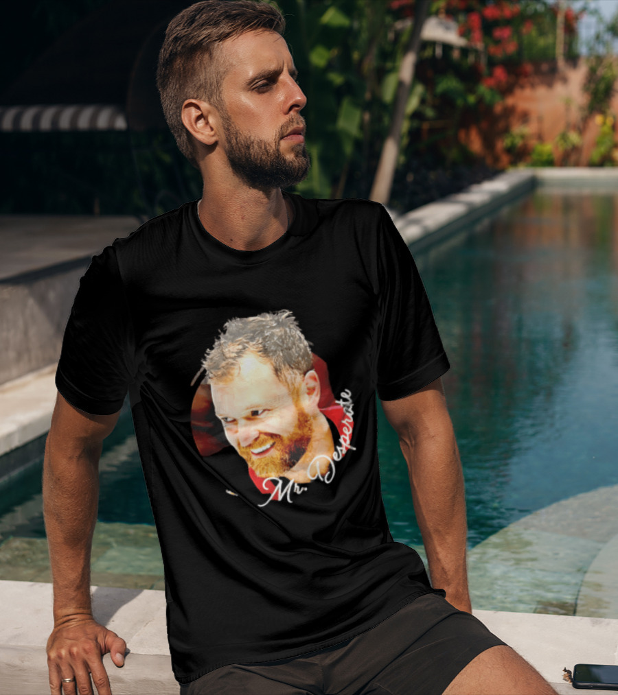 Mr Desperate Smiling Bearded Man Circular Photo T-Shirt