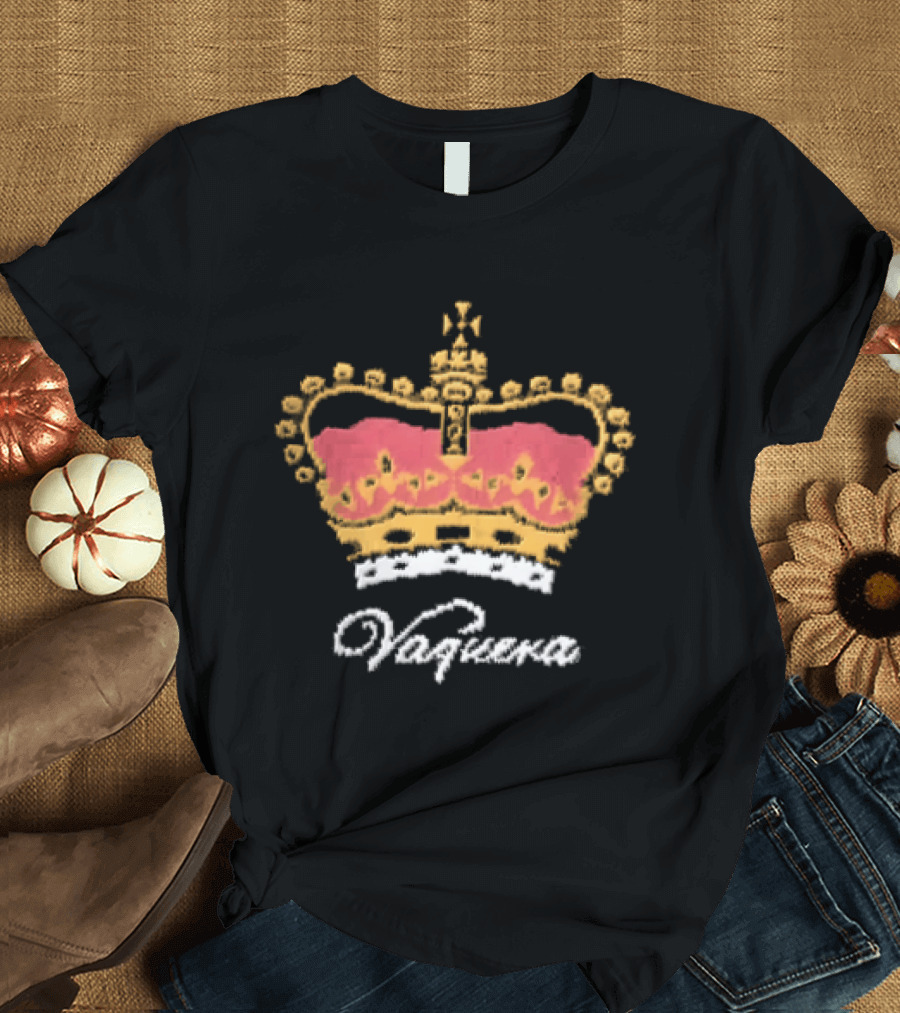 Vaquera Script British Royal Crown Red Gold White Knit T-Shirt