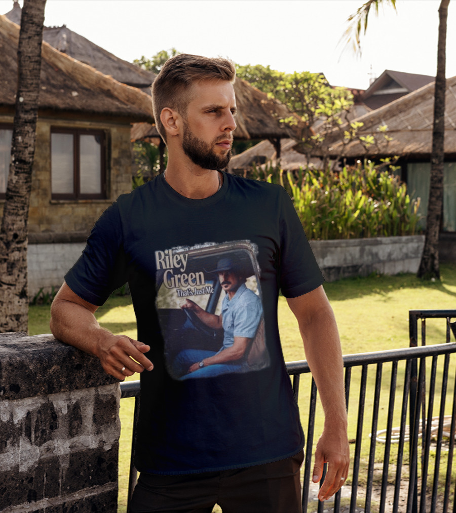 Riley Green That's Just Me Vintage Truck Driver Aesthetic T-Shirt