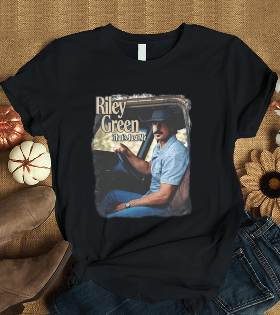 Riley Green That's Just Me Vintage Truck Driver Aesthetic T-Shirt